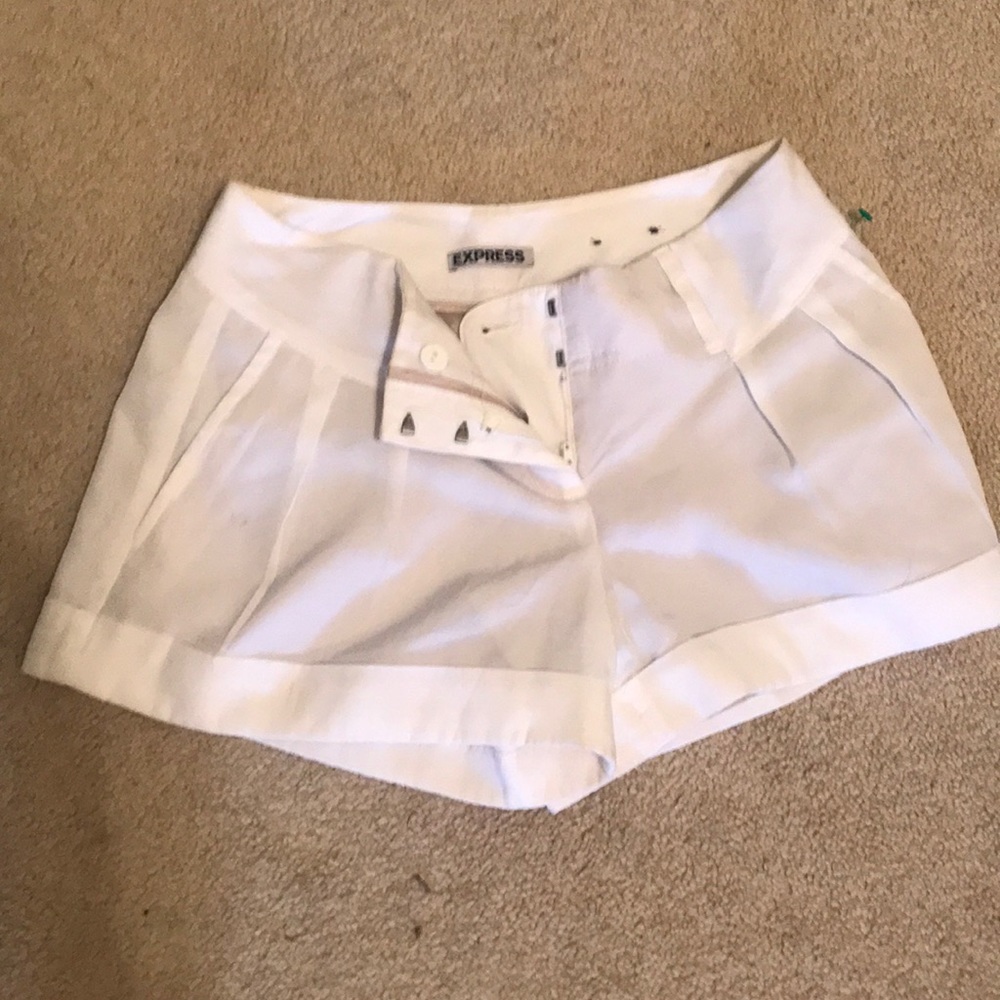 Express women’s white fashion shorts